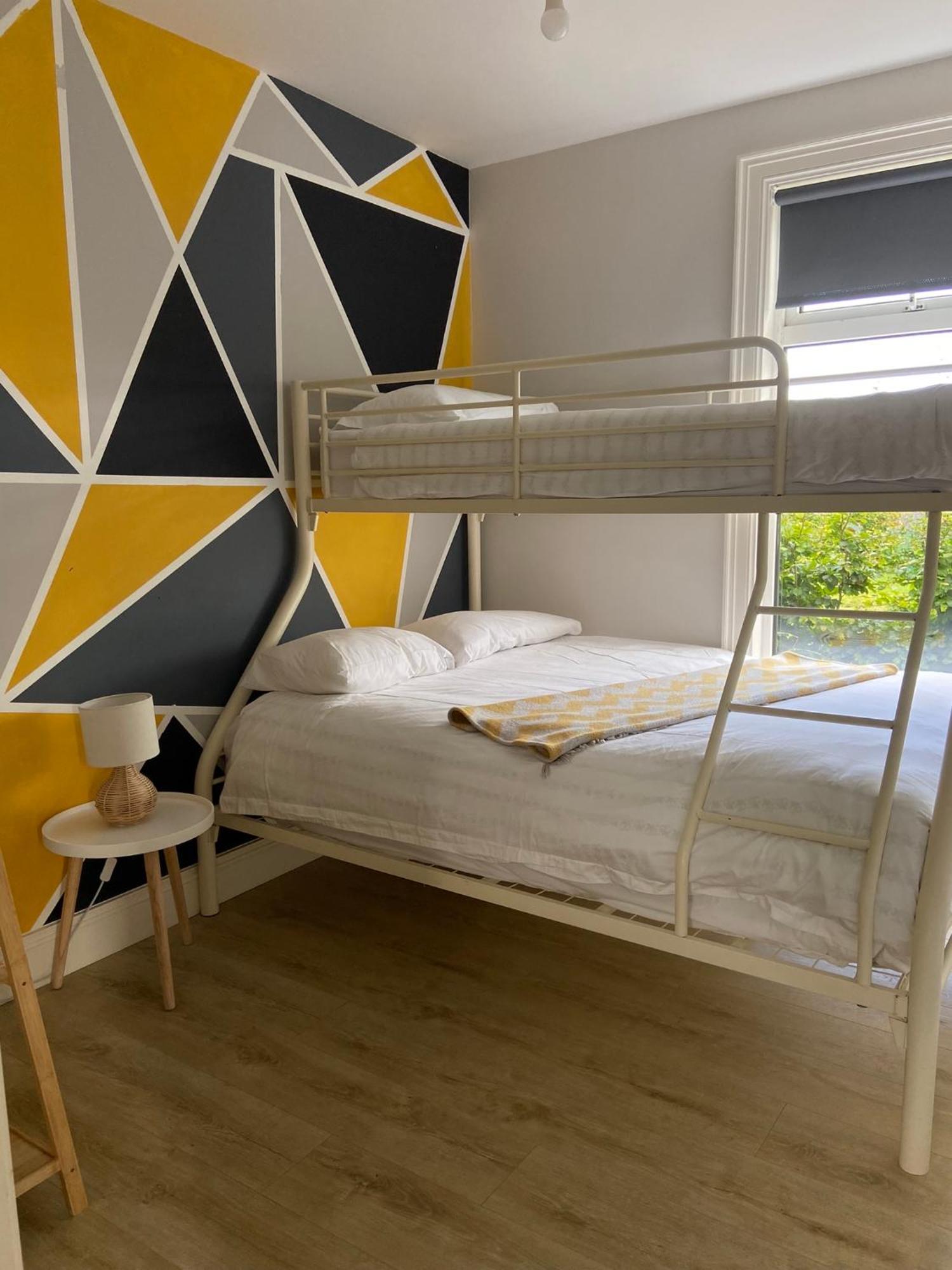 Ocean Breeze Villa Корк Екстериор снимка